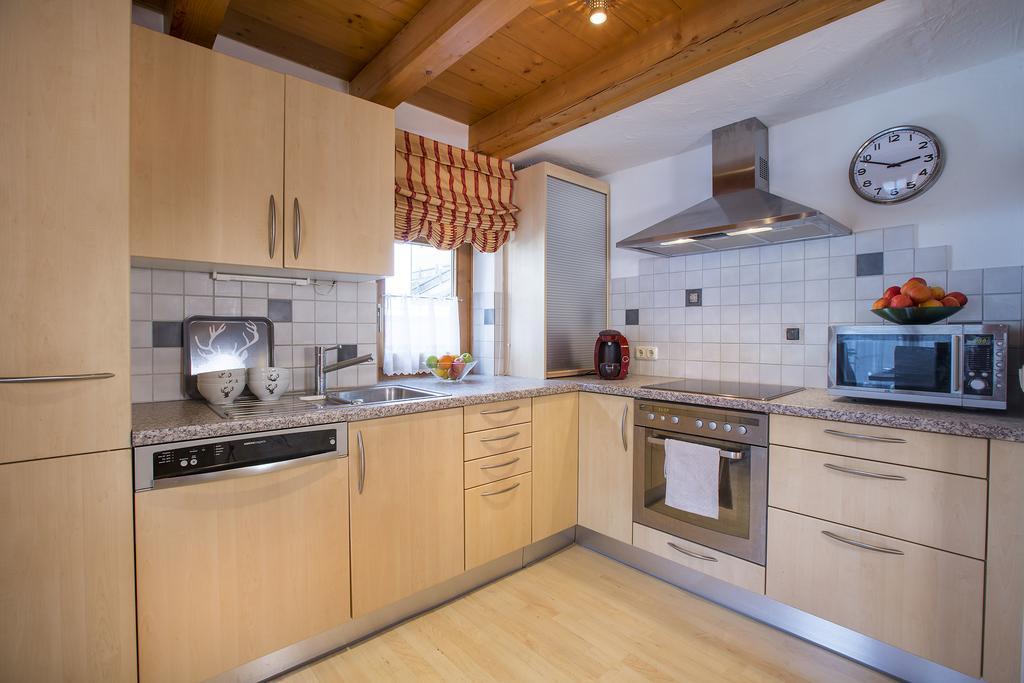 Landhaus Zirmhof Saalbach-Hinterglemm Kamer foto